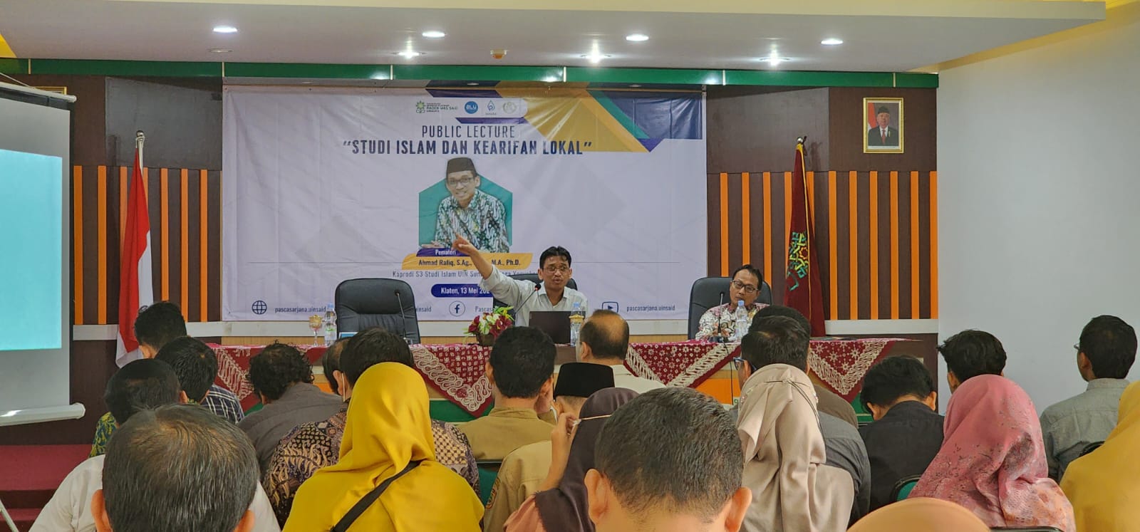 Pascasarjana UIN Raden Mas Said Selenggarakan Public Lecture Bertema 
