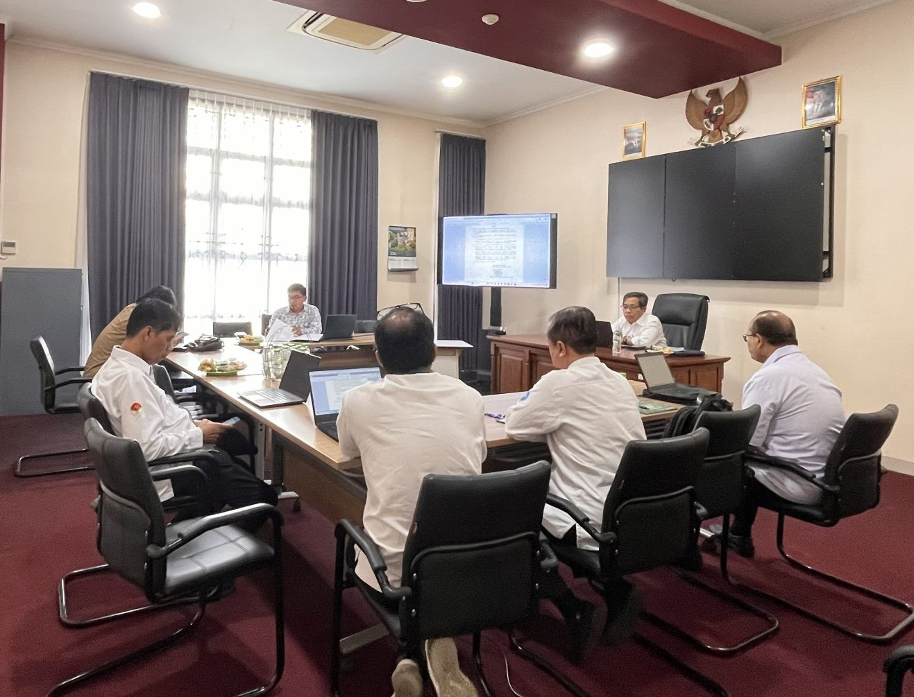 Sukseskan Akreditasi Unggul, Pascasarjana UIN Surakarta Gelar Rapat Penyusunan Borang Prodi HES