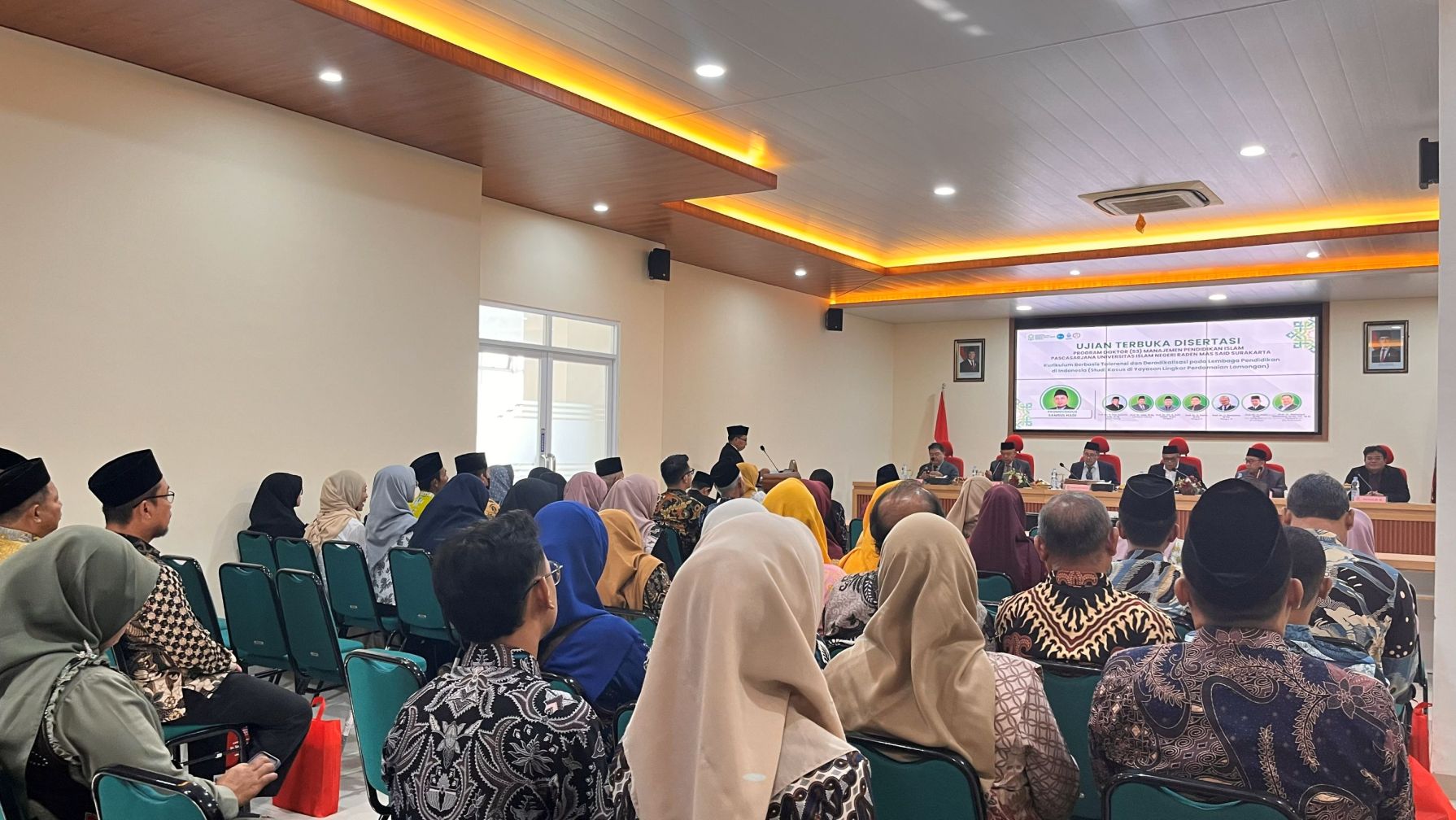 Sidang Terbuka Promosi Doktor ke 95 Pascasarjana UIN Surakarta Angkat Tema Deradikalisasi pada Lembaga Pendidikan 